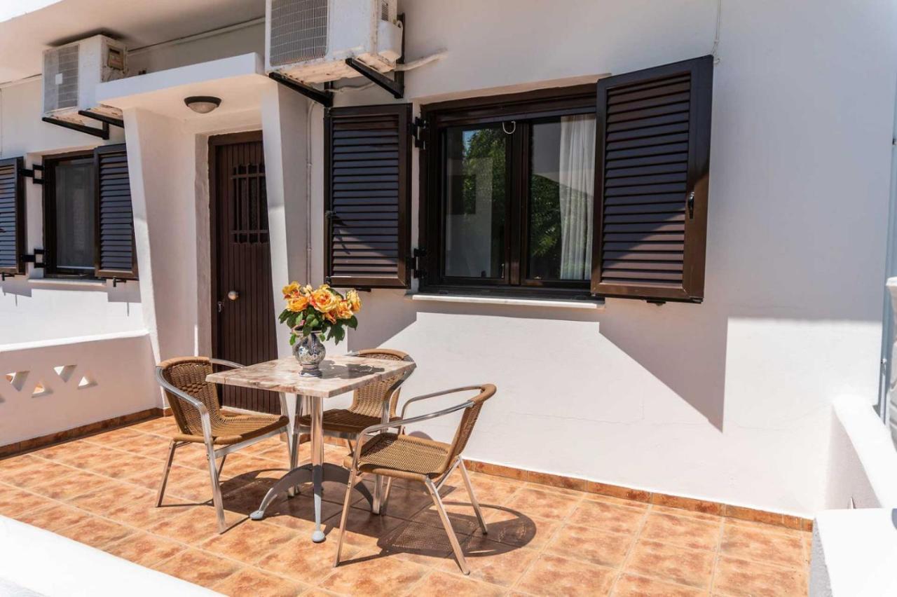 Skyros Avra Residences Kültér fotó