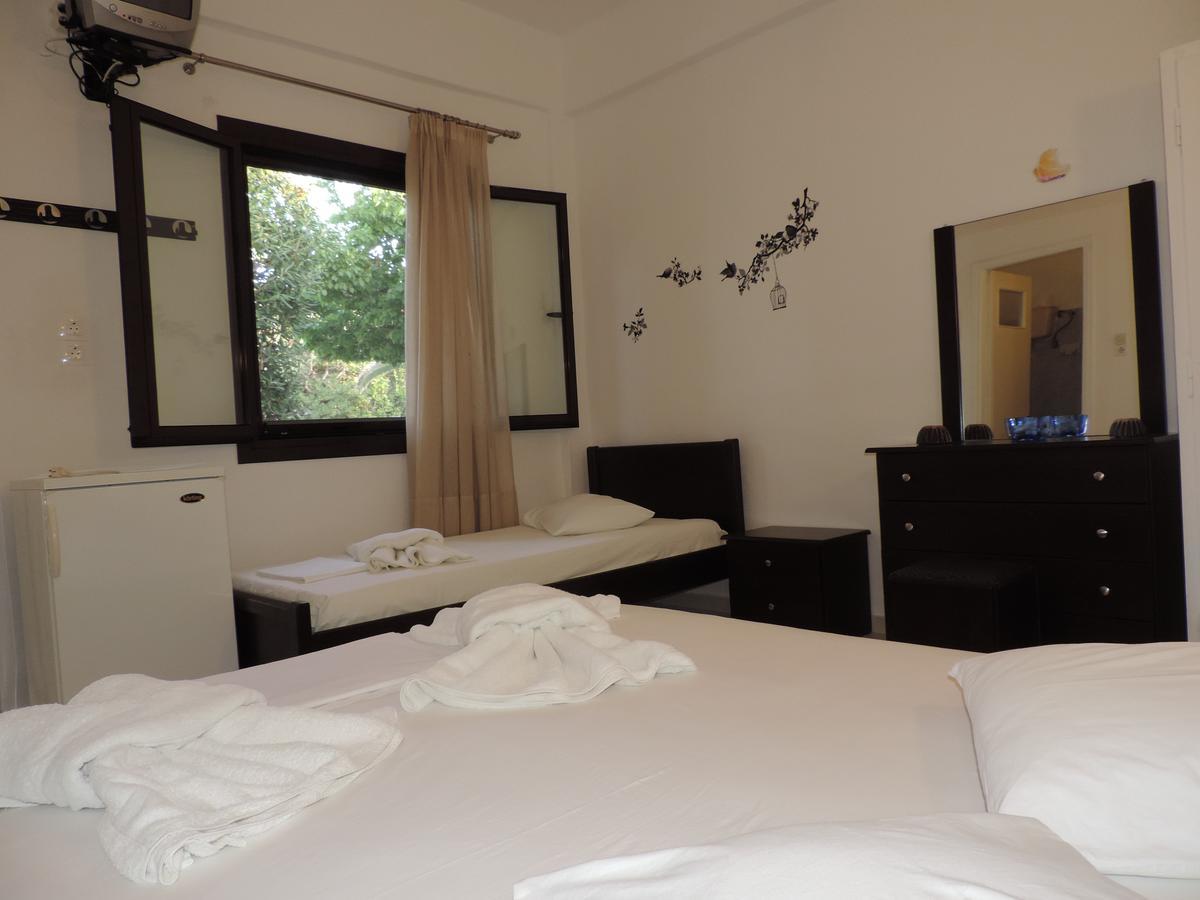 Skyros Avra Residences Kültér fotó